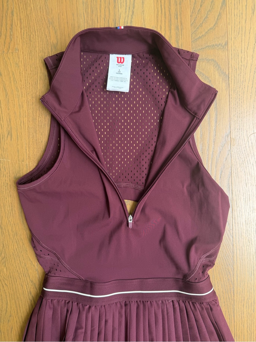 Wilson Winning Tennis Dress Port Royale Burgundy size Small Pleated Unlined - Picture 3 of 14